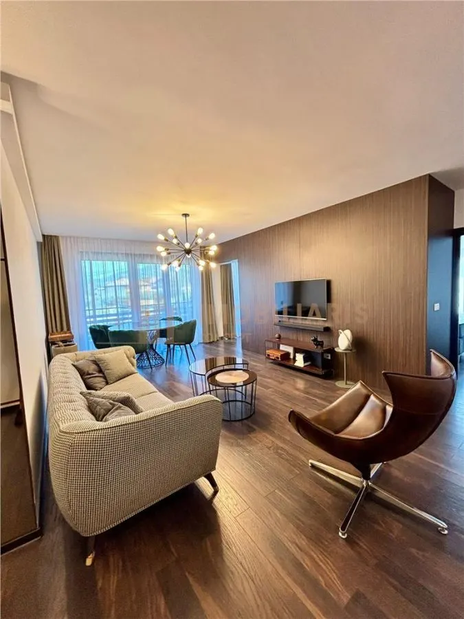 Apartament 3 camere-Tautii Magheraus - foto 1