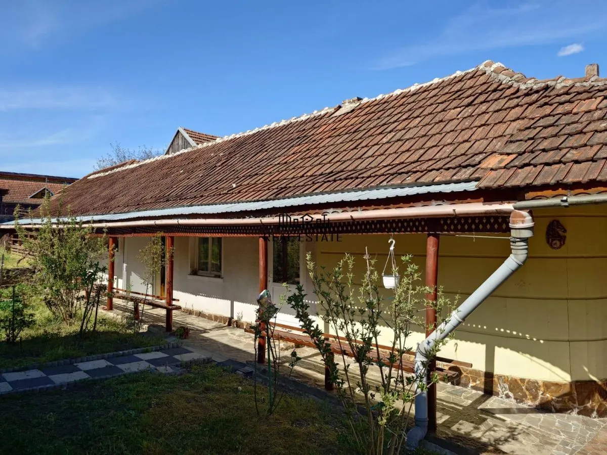 Casa si Teren Brad la drum european - foto 2