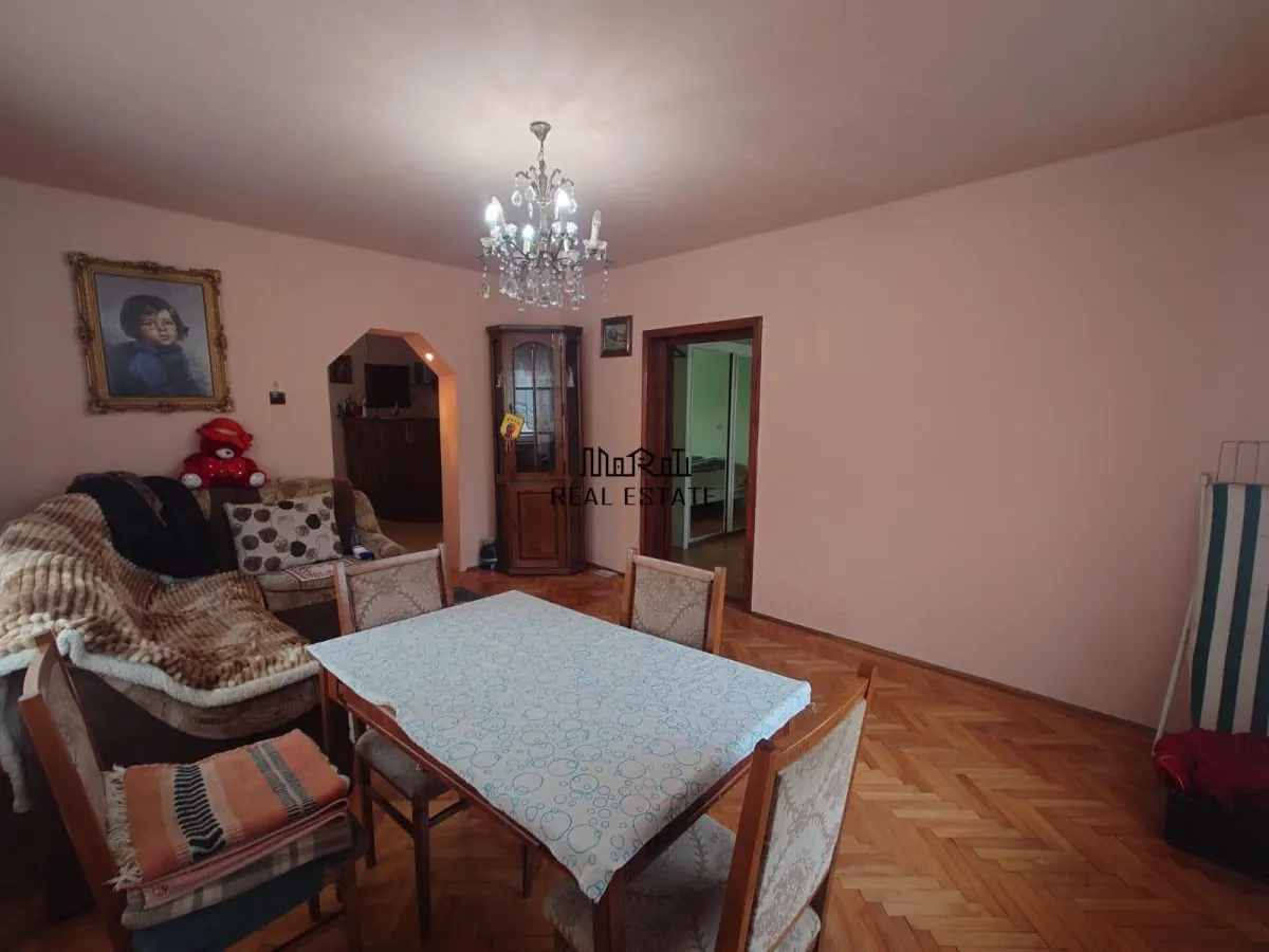 Casa si Teren Brad la drum european - foto 12