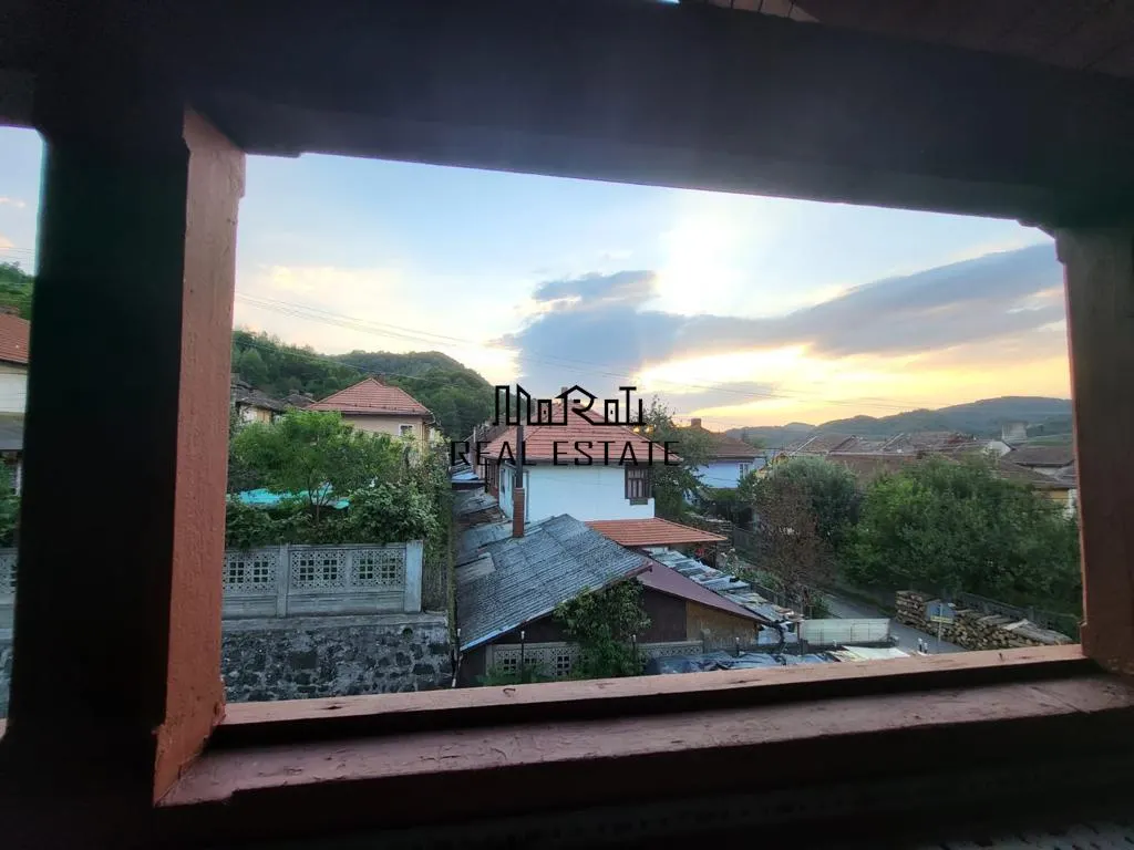 Jumatate duplex in Criscior, Hunedoara - foto 14