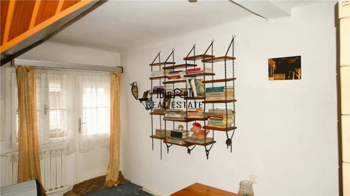 Jumatate duplex in Criscior, Hunedoara - foto 6