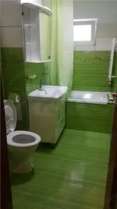 Apartament 3 camere ,centrala proprie , zona Girocului - foto 12