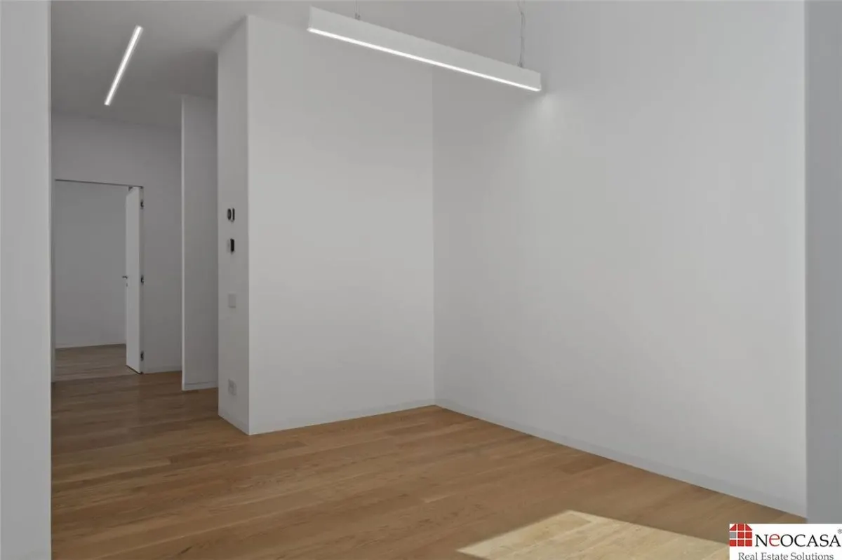Excelenta in Arhitectura si Design Exclusiv - foto 5