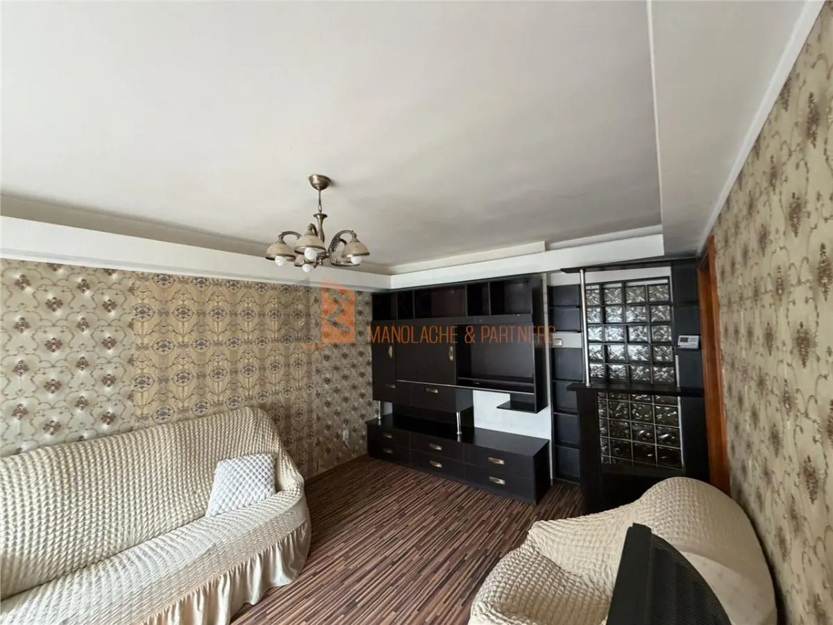 Apartament 3 camere cf 1 decomandat zona Micro 3 - foto 2