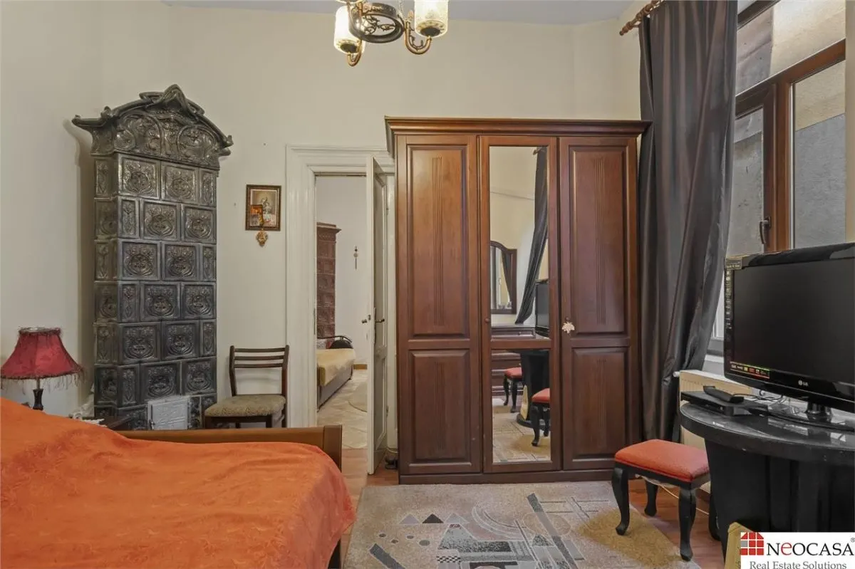 CASA DE VANZARE IN POZITIE CENTRALA - OPORTUNITATE DE EXTINDERE - foto 7
