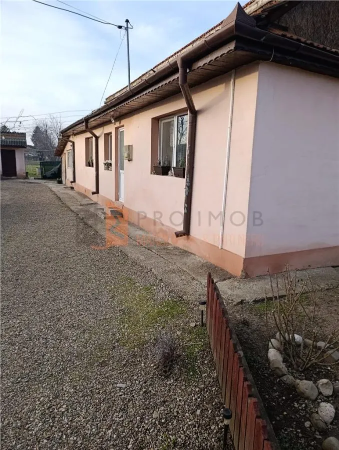 Casa tip parter zona Vadu Pasii - foto 1