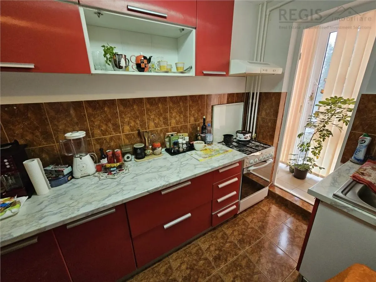 Apartament 3 camere decomandate, zona Astra - foto 5