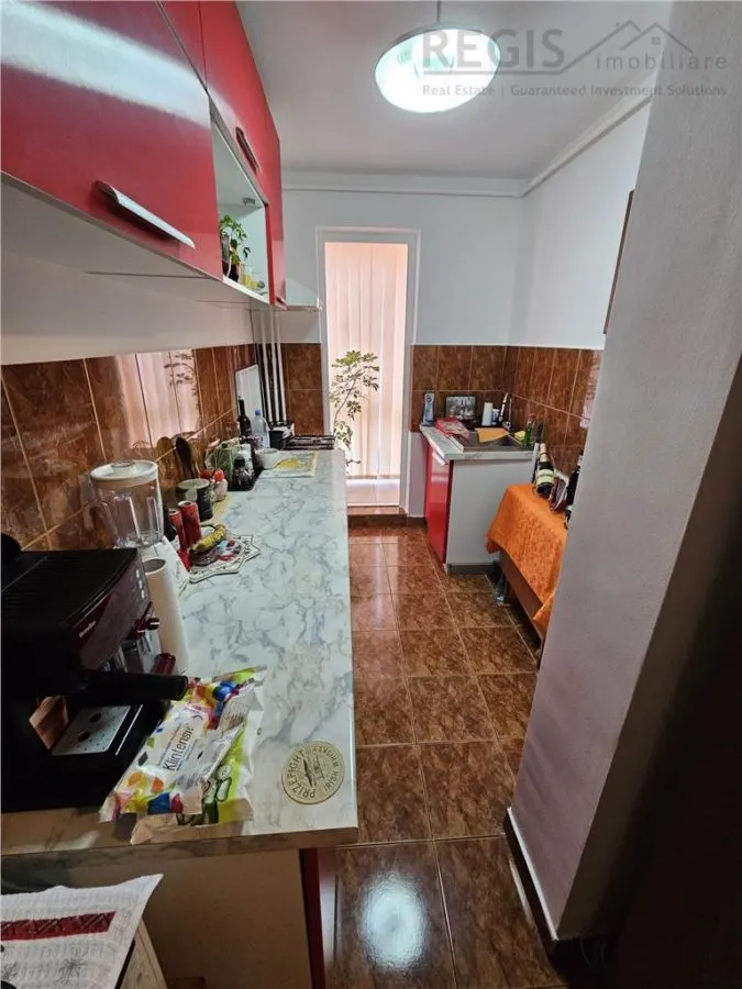 Apartament 3 camere decomandate, zona Astra - foto 7