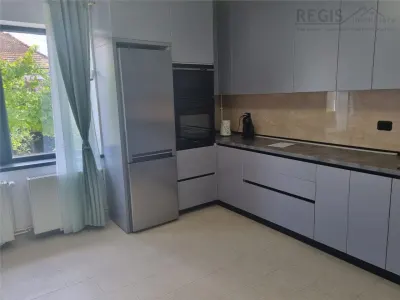 Casa spatioasa de doua camere in zona Craiter - foto 2