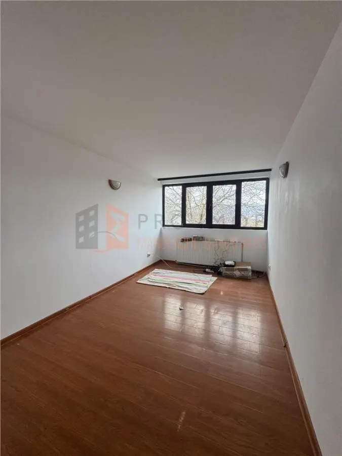 Casa tip P+1E+M zona Unguriu - foto 9