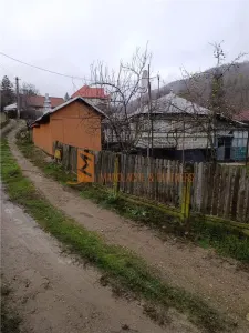 Casa tip parter zona Sarata Monteoru - foto 5