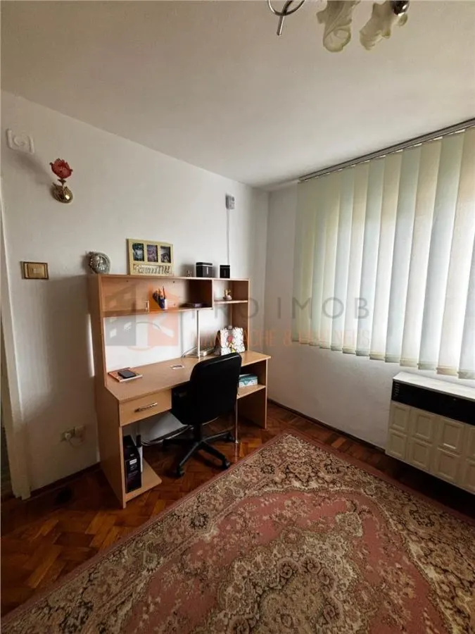 Apartament 2 camere cf 1 decomandat zona Micro 5 - foto 2