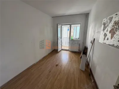 Apartament 3 camere cf 1 decomandat zona Unirii Sud - foto 2