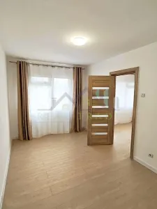 Apartament 2 camere renovat zona Gemenii - foto 3