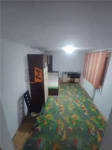 Casa tip parter + mansarda in zona Centru - foto 4