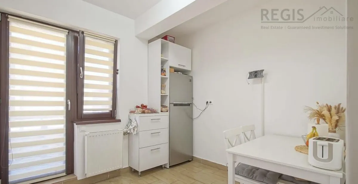 Apartament  2 Camere, Parcare, strada cu vile Tractorul - foto 4