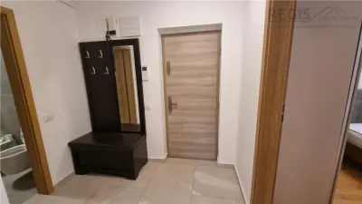 Apartament de 2 camere in complexul rezidential Urban zona Coresi - foto 9