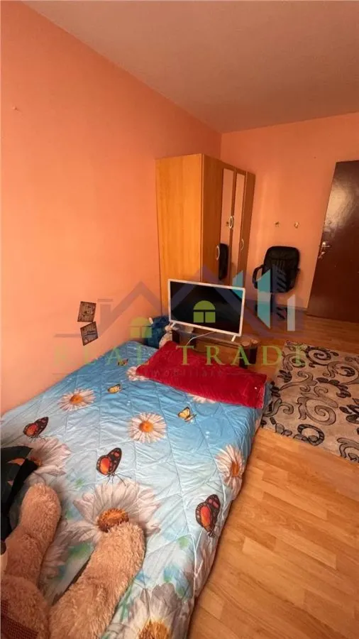 Apartament 3 camere decomandat etajul 1 Astra - foto 4