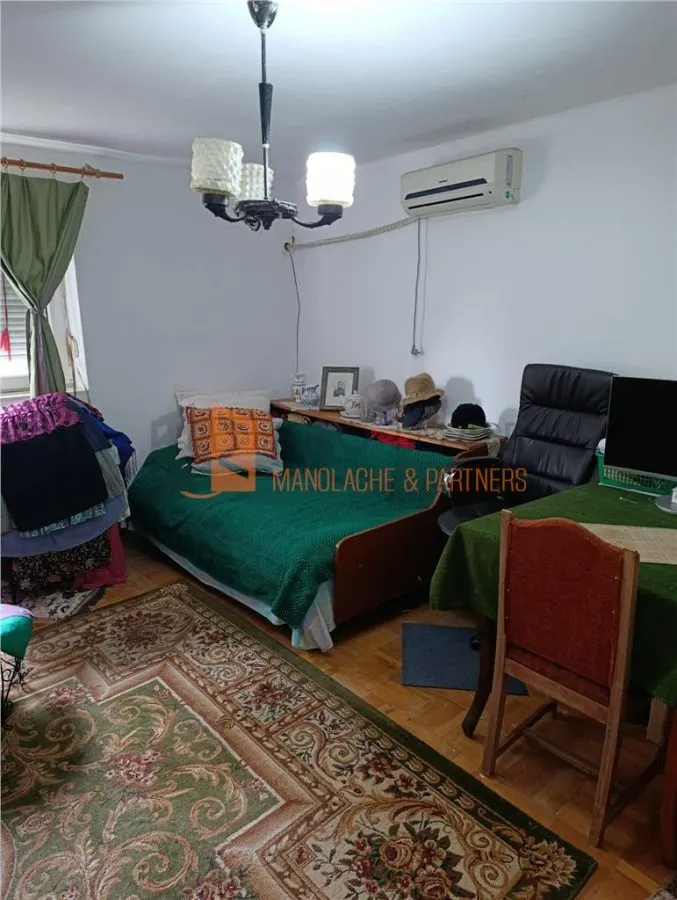 Casa tip parter zona Centru - foto 2