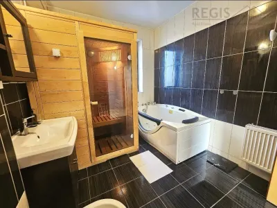 Casa 5 camere de inchiriat in Florilor - foto 14