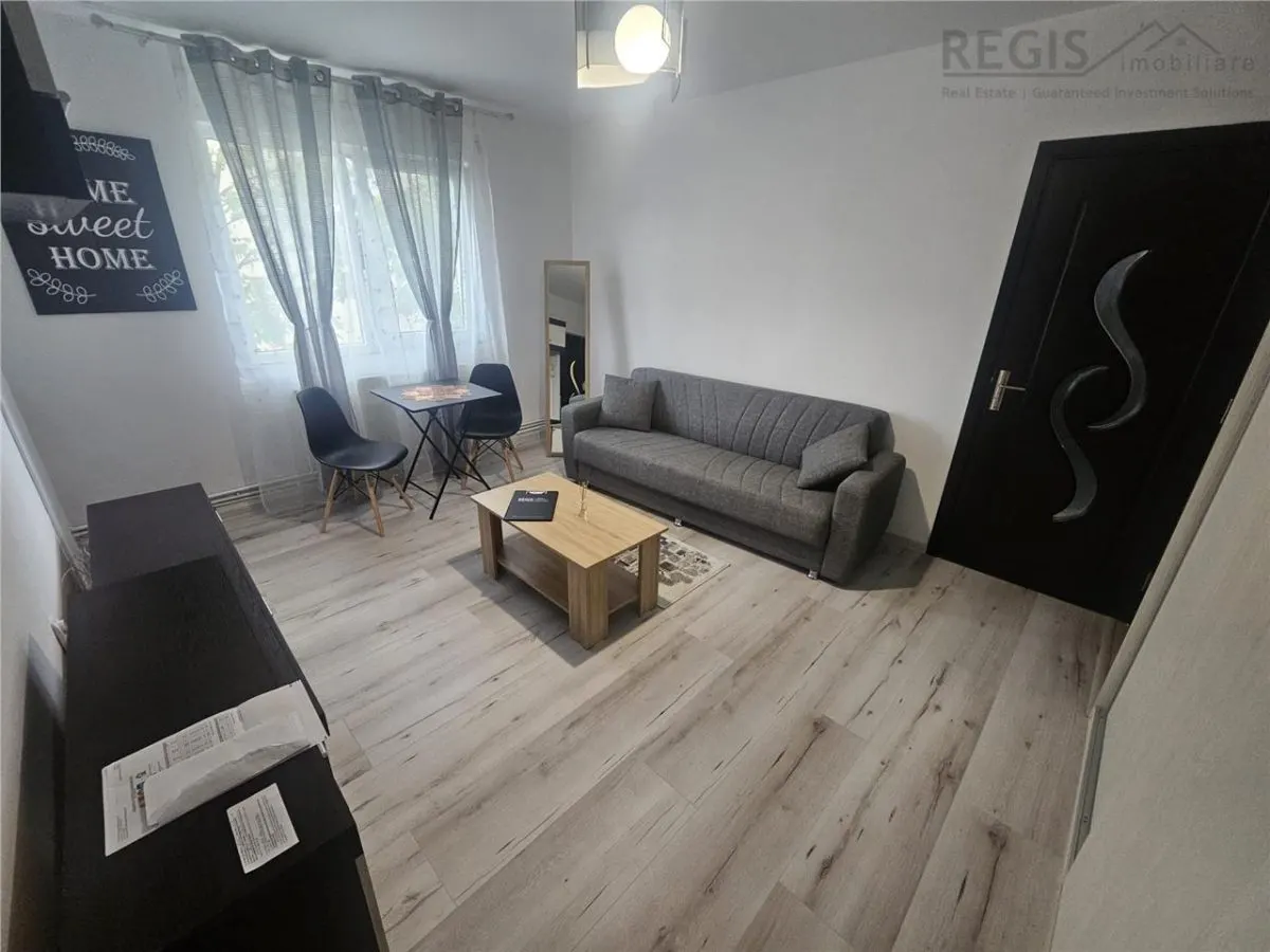 Apartament 2 camere Florilor cu parcare - foto 1