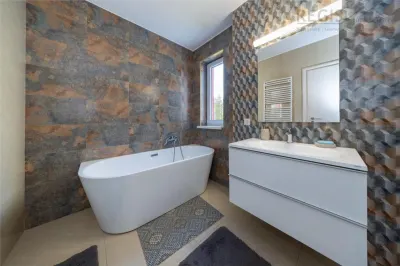 Apartament de 4 camere in zona Avantgarden I - foto 24