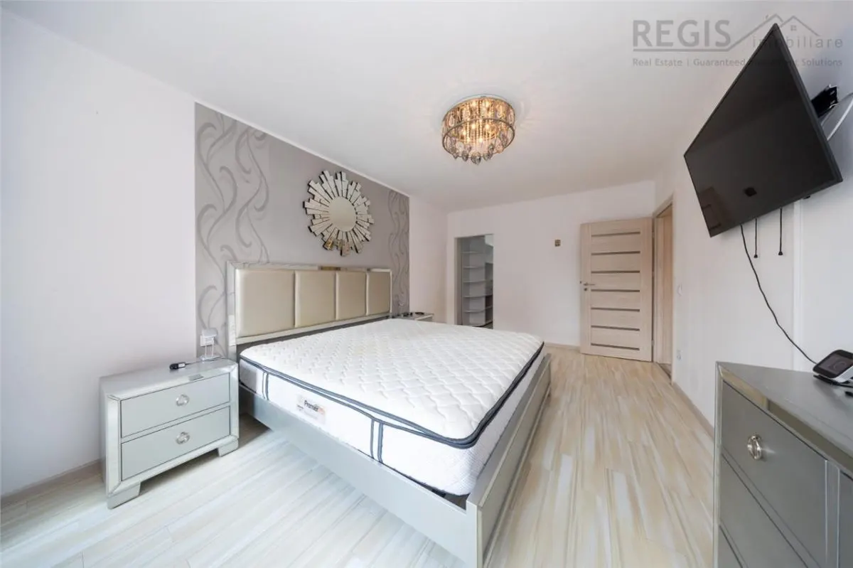 Apartament de 4 camere in zona Avantgarden I - foto 7