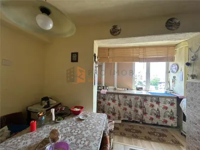 Apartament 3 camere cf1 decomandat zona Centru - foto 2