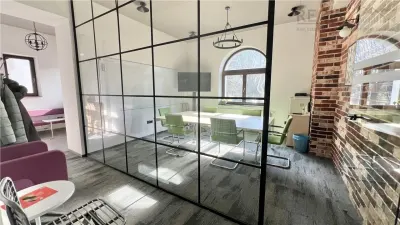 Cladire ultracentrala pretabila centru medical I birouri â€“ Brasov | Lift | Parcare proprie - foto 12