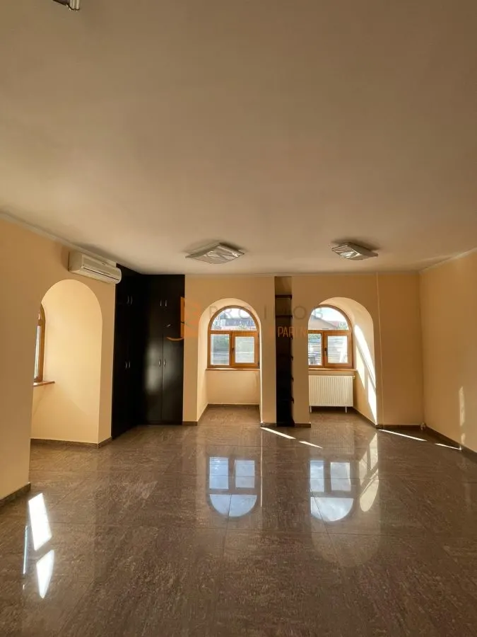 Spatiu comercial zona Centru - foto 1