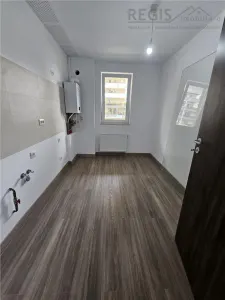 Spatiu Comercial 85mp URBAN PLAZA - foto 13