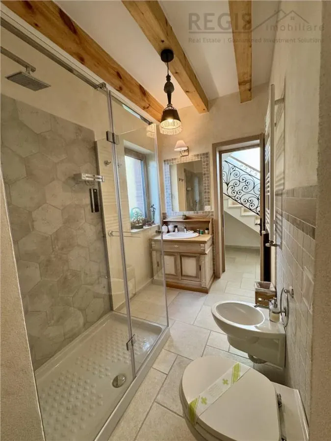 Casa de 4 camere , zona Tractorul - foto 12