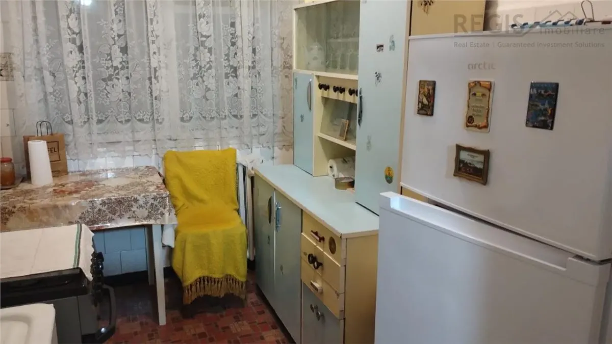 Apartament 3 camere spatios, decomandat Spiru Haret - foto 7