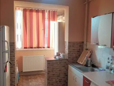 Apartament 3 camere etaj intermediar Vlahuta - foto 2
