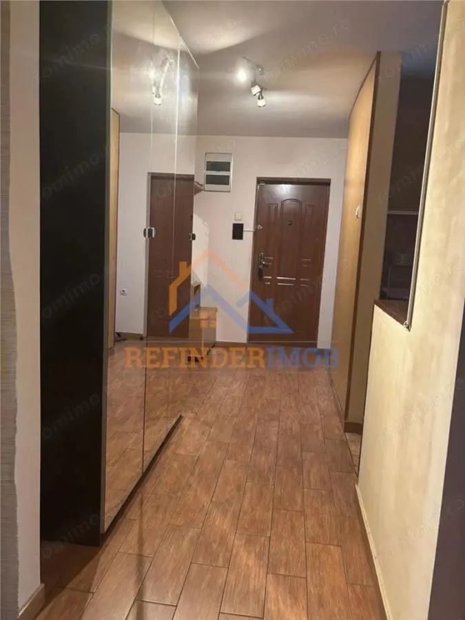 Apartament de vanzare cu 3 camere, zona Unirii - foto 6