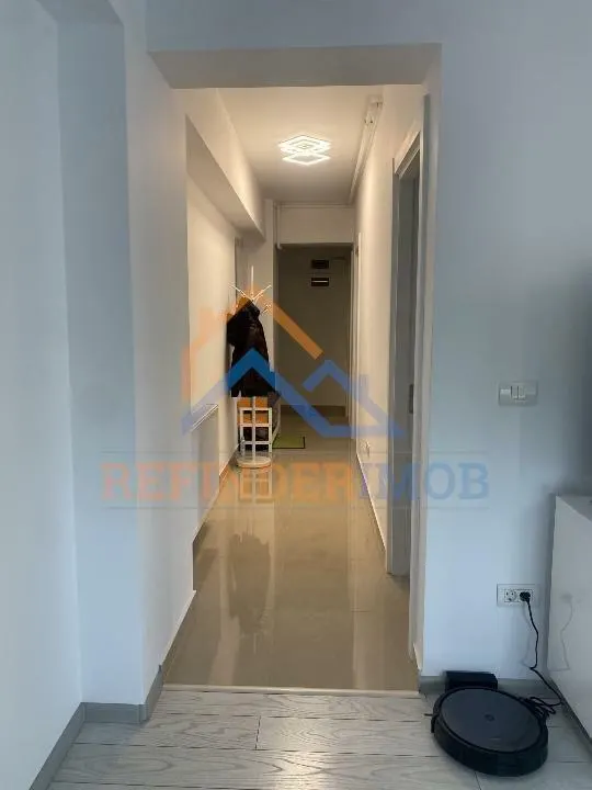 Apartament de vanzare cu 2 camere, zona Vitan - Mall Vitan - foto 10
