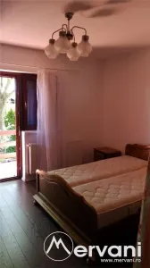 Casa de vanzare/ inchiriat in Poiana Campina - foto 14