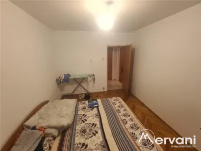 Apartament cu 2 camere de vanzare - Zona Schelelor - foto 4