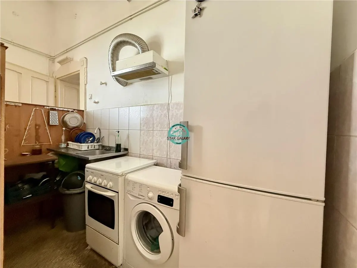 Vanzare apartament - 2 camere - impartit in 2 garsoniere in Centru - foto 8