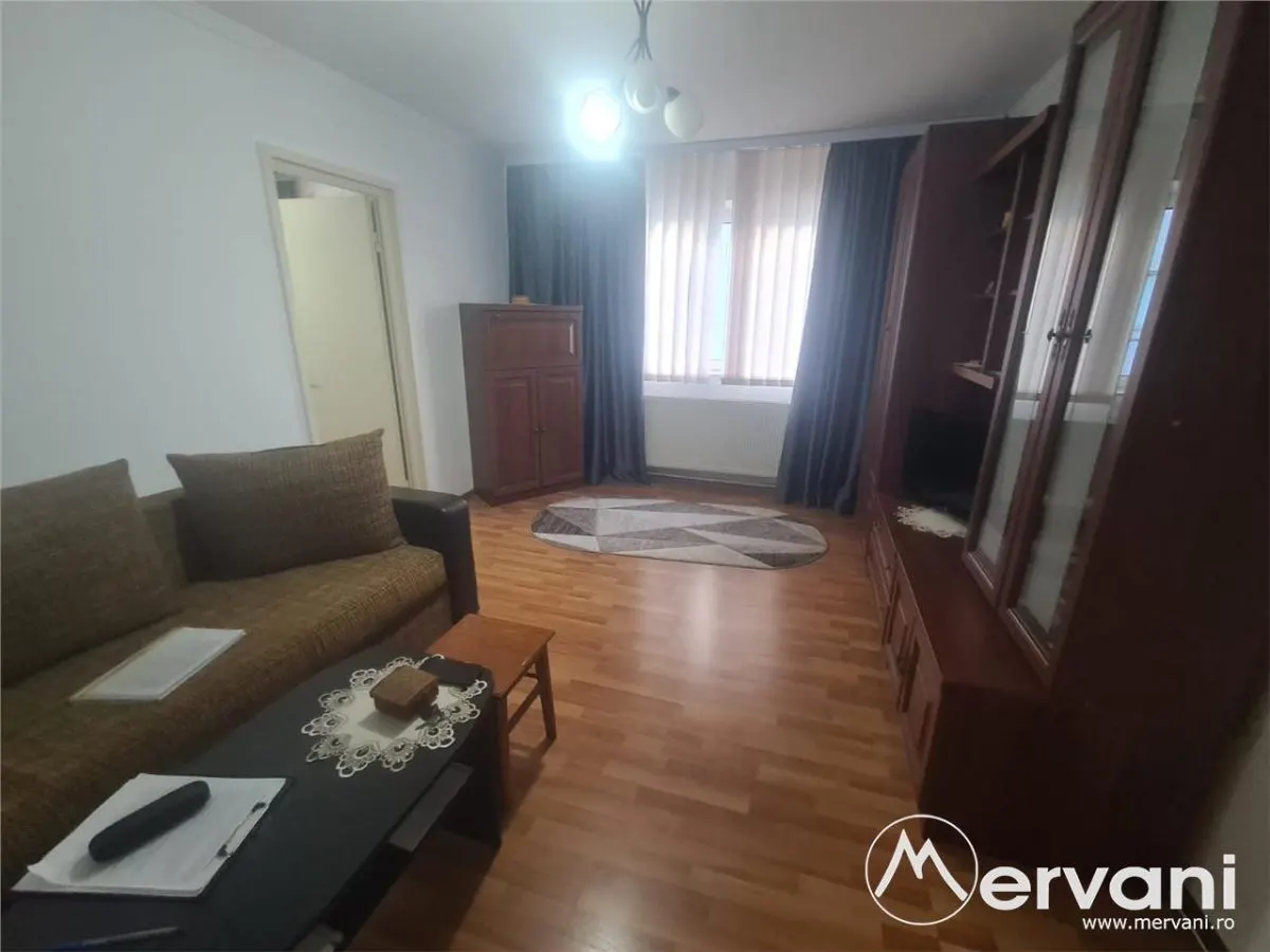 Apartament cu 2 camere de vanzare -Zona Cuza - foto 1