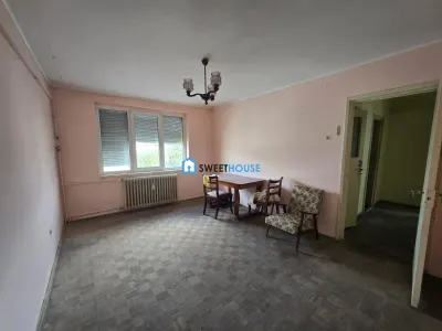 Apartament cu 2 camere  de vanzare  in Fagaras etaj 4 - foto 3