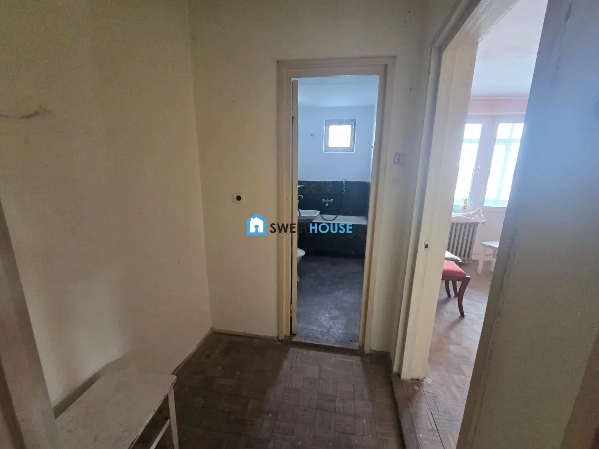 Apartament cu 2 camere  de vanzare  in Fagaras etaj 4 - foto 8
