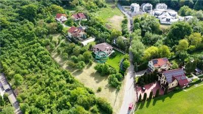 Ocazie Unica - Teren la Platoul Cornesti la doar 134 euro + TVA ! - 1464 mp - Targu Mures