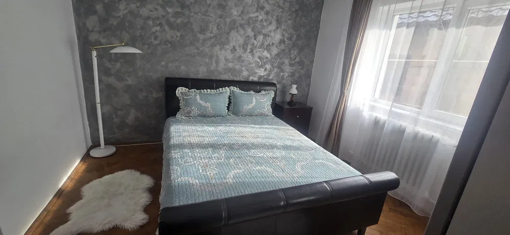 Casa/Vila de inchiriat Ticau - 780 euro - foto 3