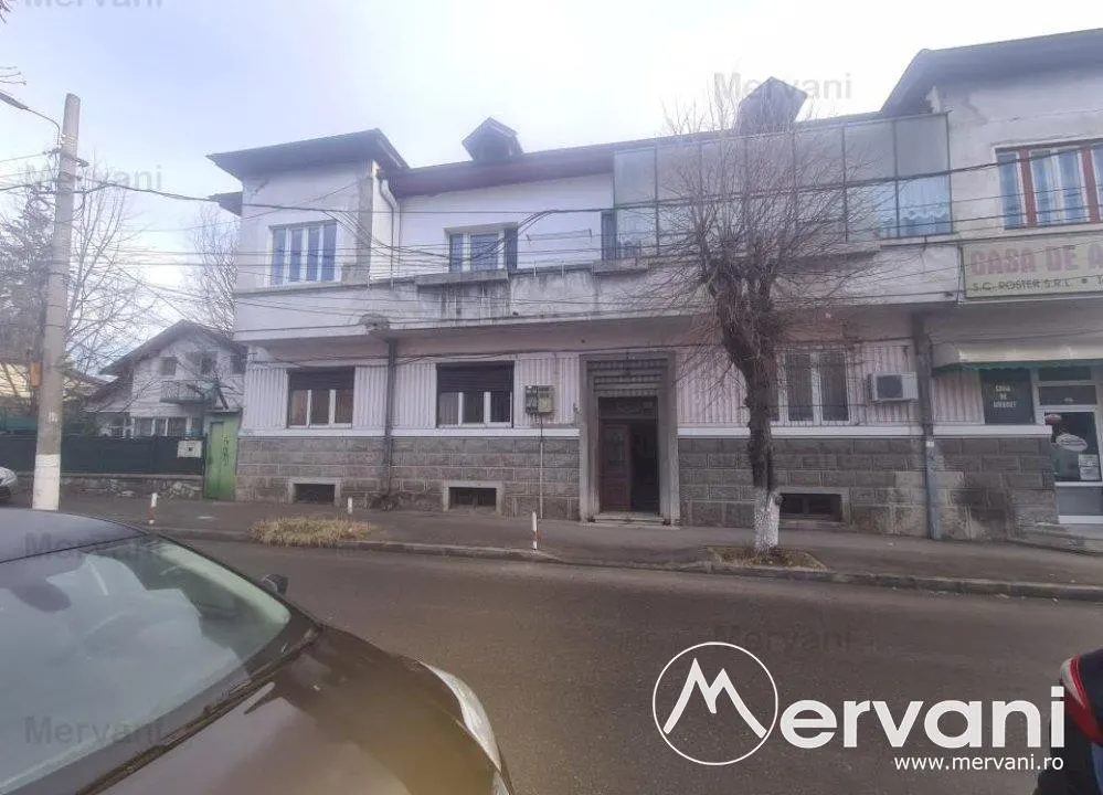 Apartament cu 3 camere de vanzare in Campina - foto 10