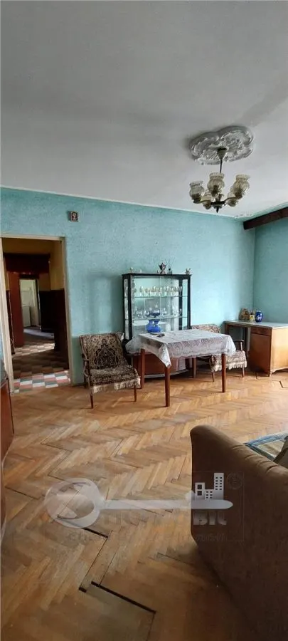 BAZA 3 APARTAMENT 4 CAMERE ETAJ INTERMEDIAR - foto 1