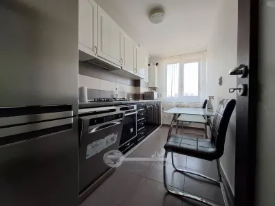 Apartament 2 camere mobilat si utilat, Tatarasi, bloc 2017, baie cu geam, liber - Iasi