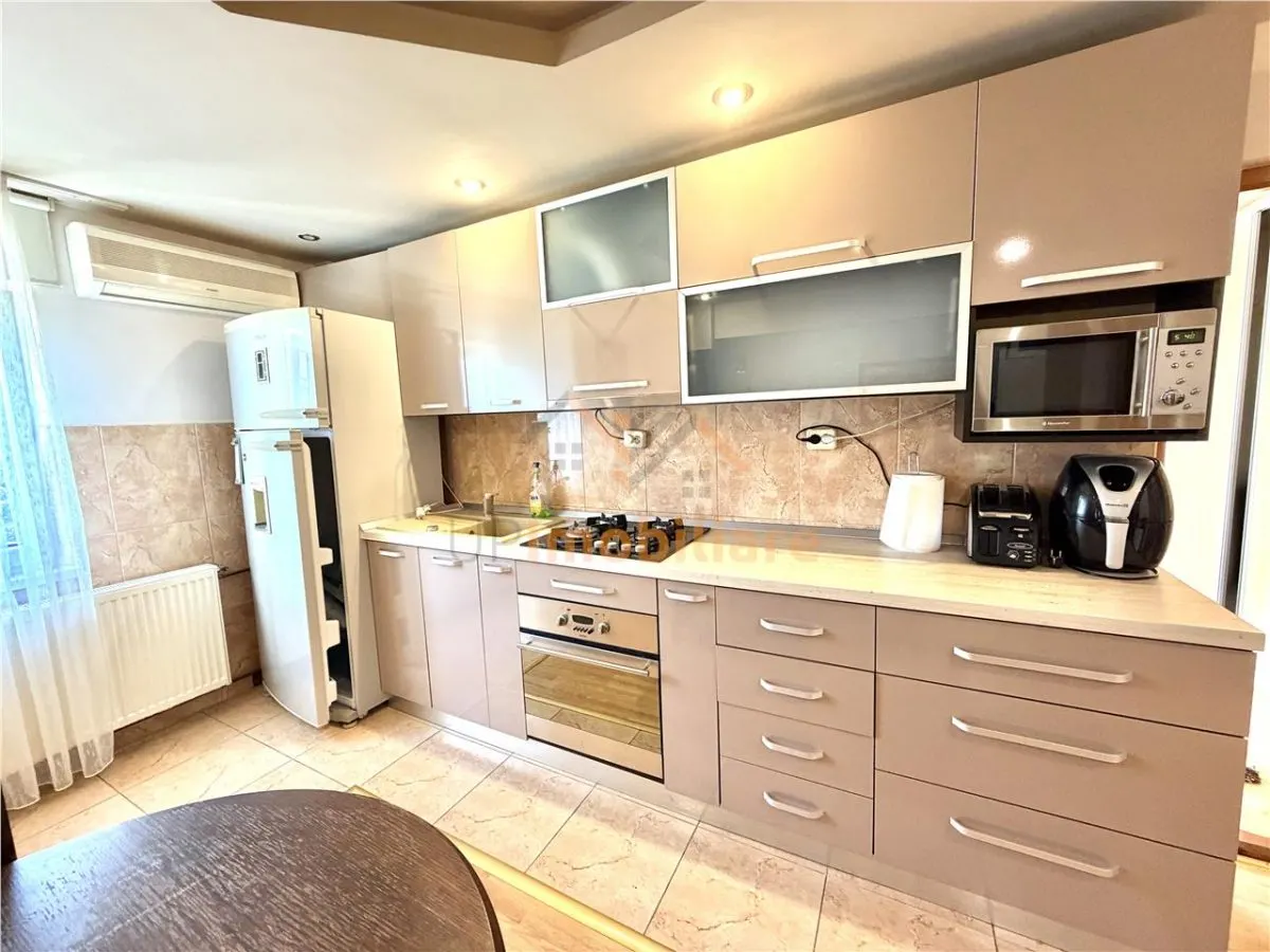 APARTAMENT CU 3 CAMERE | DECEBAL | ETAJ 3 | ORADEA - foto 4