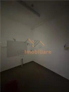 SPATIU COMERCIAL | 380 MP | STRADA PRINCIPALA | CIUMEGHI - foto 9