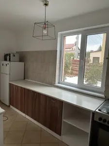 Vila 4 camere Valea Adanca - 730 euro - foto 2